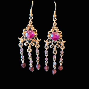 VTG purple dangle earrings